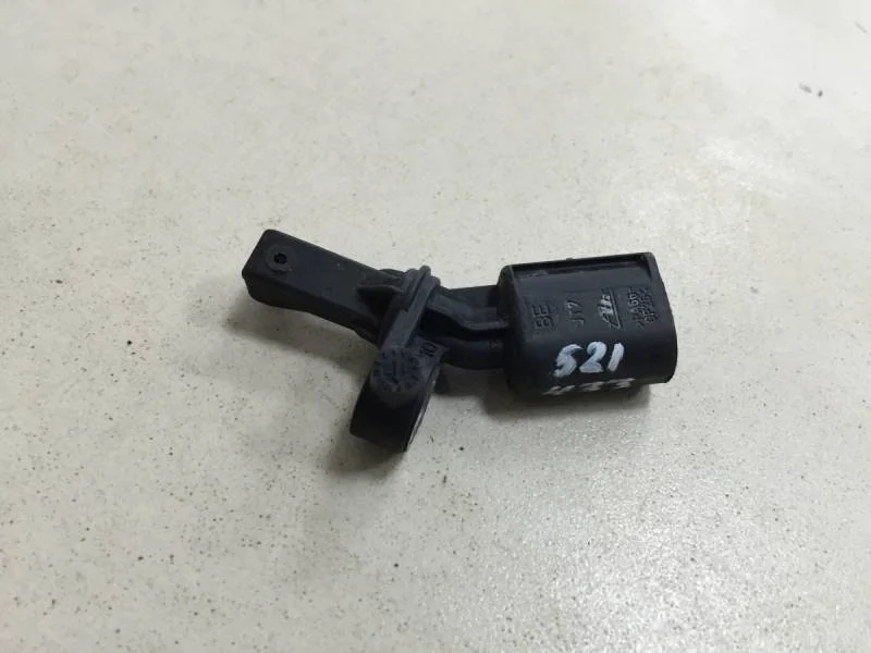 Датчик ABS задний левый Volkswagen Polo (Sed RUS) 2011>