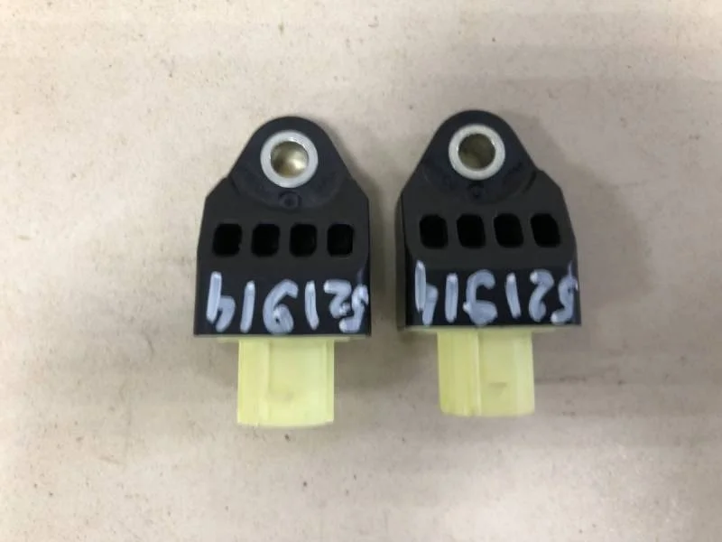 Датчик AIR BAG Toyota Rav 4 (A30) 2006-2013