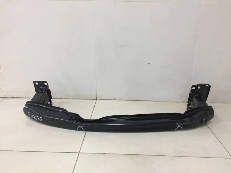 Усилитель переднего бампера Volkswagen Polo (Sed RUS) 2011>