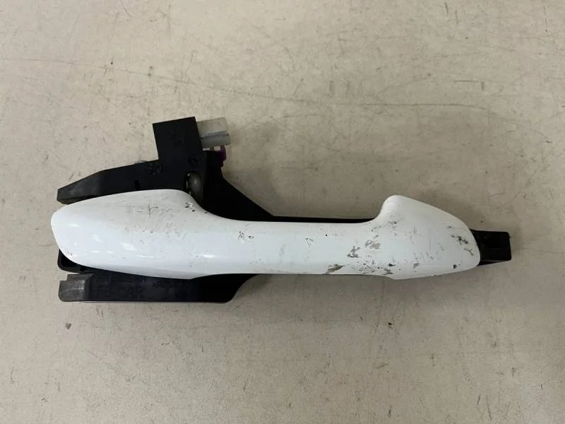 Ручка двери задней наружная правая Kia Rio X-Line 2017>