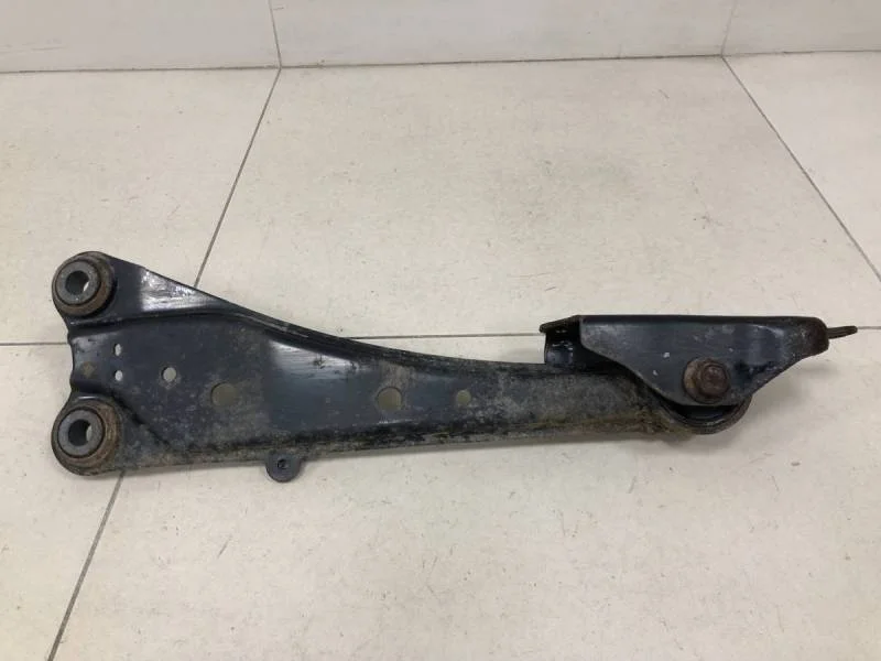 Рычаг задний продольный правый Toyota Rav 4 (A30) 2006-2013
