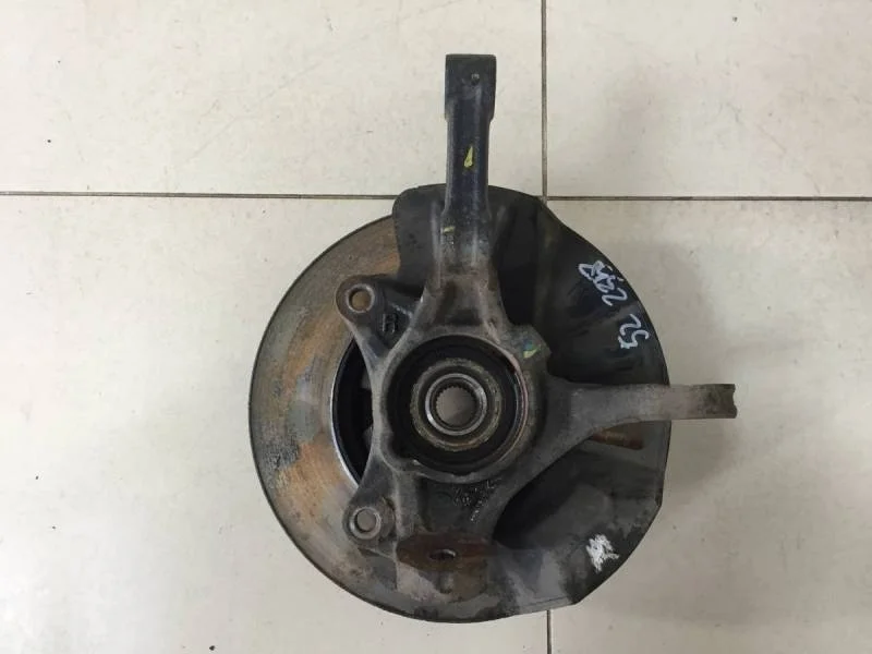 Кулак поворотный передний правый Kia Rio X-Line 2017>