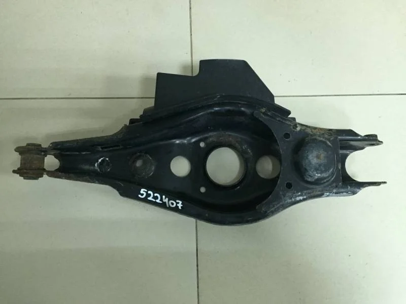 Рычаг задний поперечный Toyota Rav 4 (A30) 2006-2013