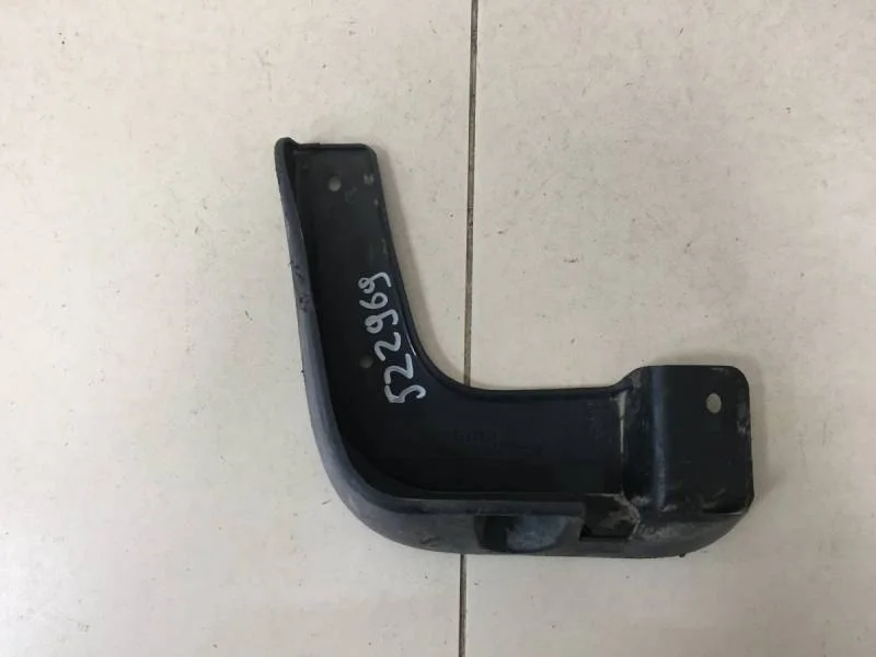 Брызговик передний левый Kia Rio 4 (FB) 2017>