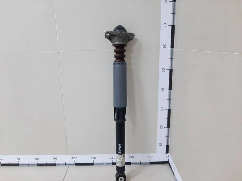 Амортизатор задний Skoda Octavia (A7) 2013>