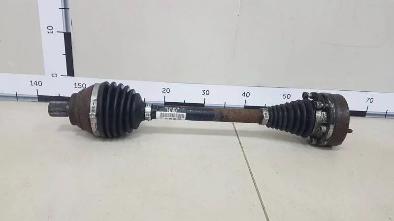 Полуось передняя левая Skoda Octavia (A7) 2013>