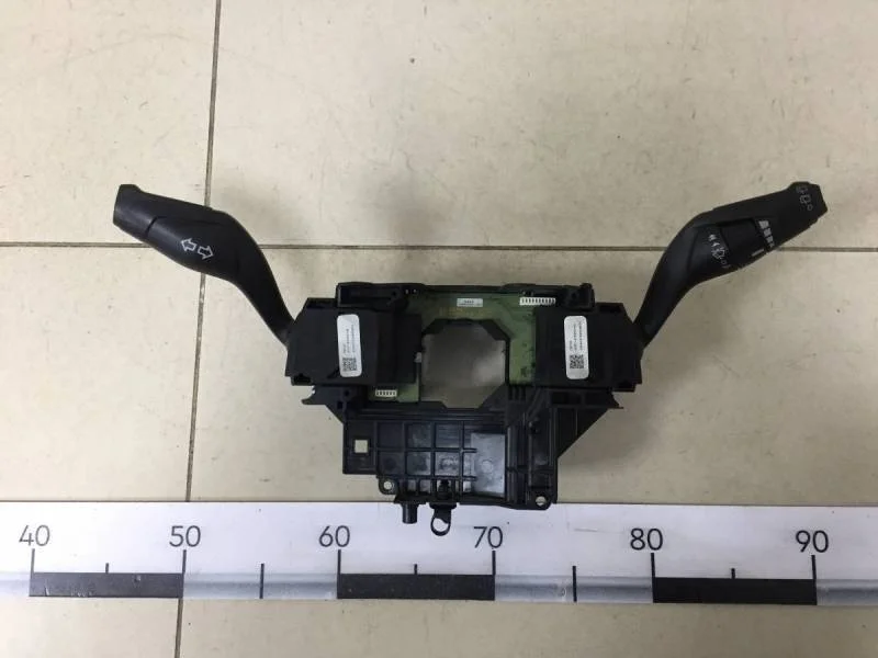 Переключатель подрулевой в сборе Ford Focus 3 2011>