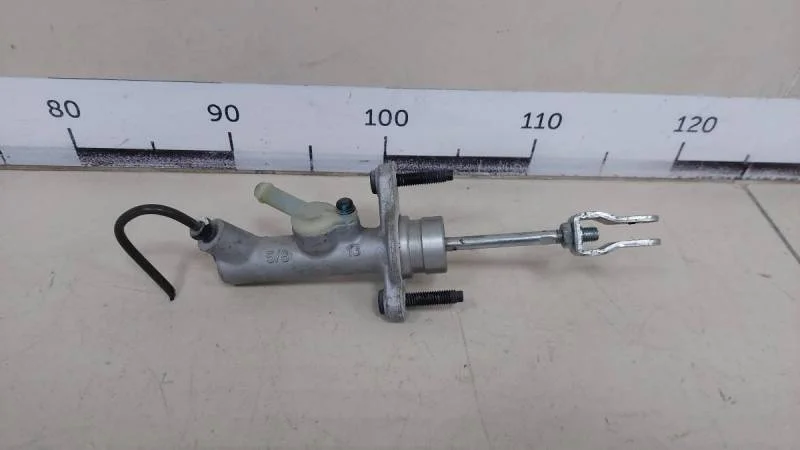 Цилиндр сцепления главный Kia Rio 2 (JB) 2005-2011