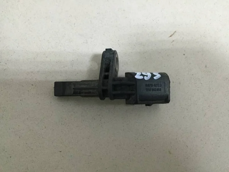 Датчик ABS передний правый Skoda Octavia (A5 1Z-) 2004-2013