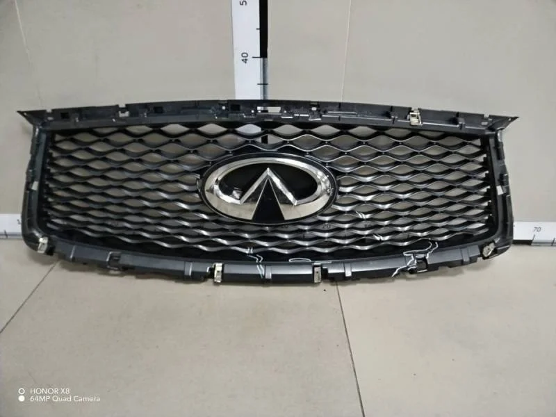 Решетка радиатора Infiniti QX50 (P71A) 2017>