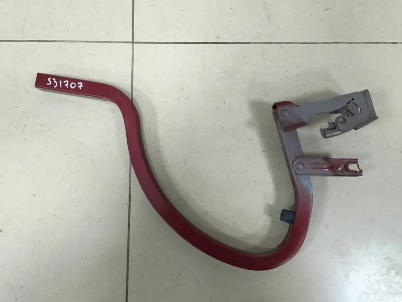 Петля крышки багажника Chevrolet Cruze (J300) 2009-2016