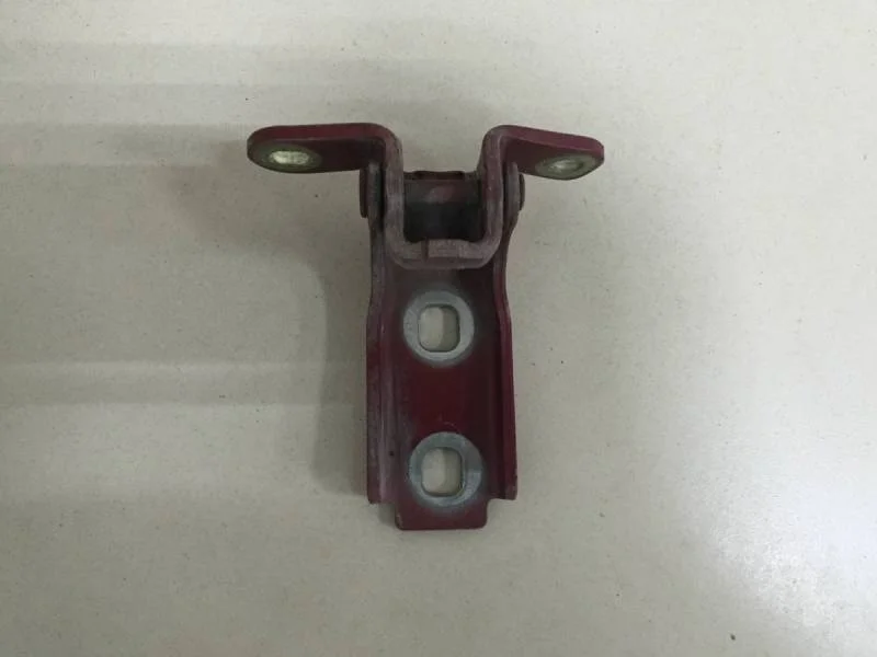 Петля двери передней правой верхняя Chevrolet Cruze (J300) 2009-2016