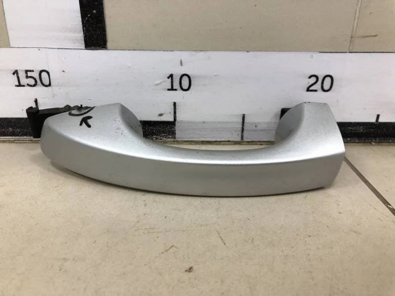 Ручка двери наружная левая Skoda Karoq 2017>