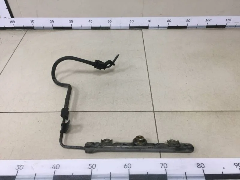 Рейка топливная (рампа) Toyota Corolla E120 2001-2007