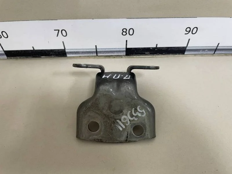 Петля двери передней правой ZAZ Vida 2012-2014