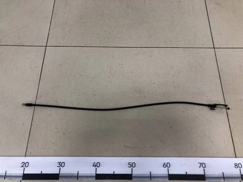 Трос открывания капота Skoda Octavia (A7) 2013>