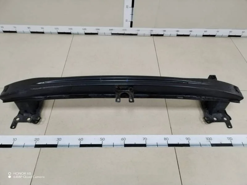 Усилитель переднего бампера Volkswagen Jetta (1K) 2006-2011