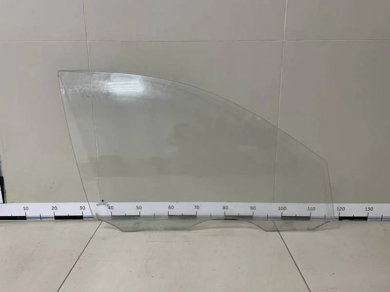 Стекло двери передней правой Skoda Fabia (6Y) 1999-2007