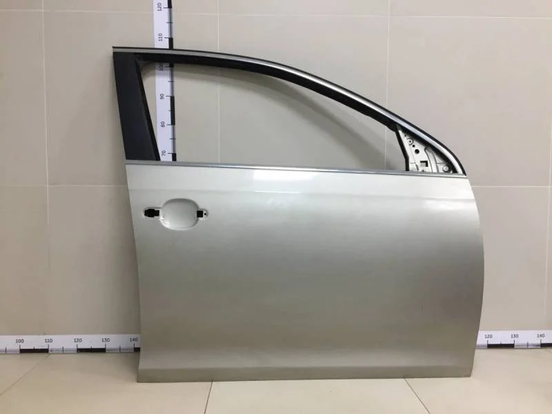 Дверь передняя правая Volkswagen Jetta (1K) 2006-2011