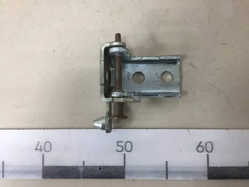 Петля двери задней левой нижняя Peugeot 408 2012>