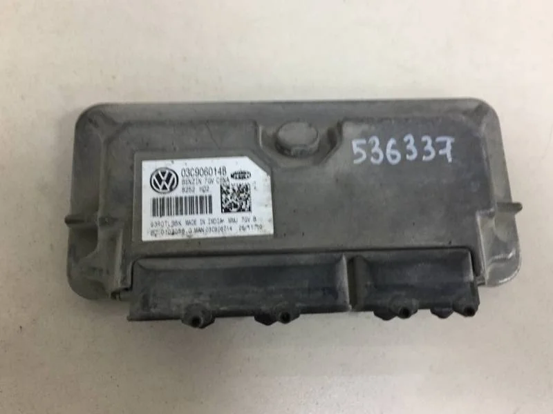 Блок управления двигателем Volkswagen Polo (Sed RUS) 2011>