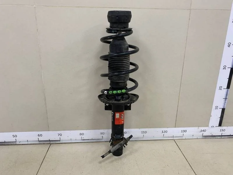 Амортизатор передний Volkswagen Polo (Sed RUS) 2011>