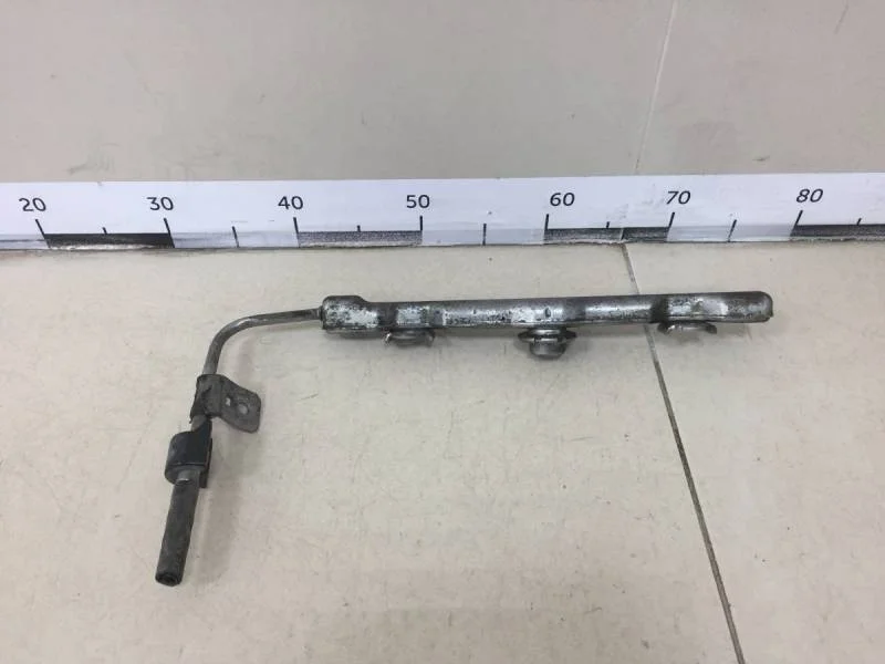 Рейка топливная (рампа) Toyota Corolla E120 2001-2007