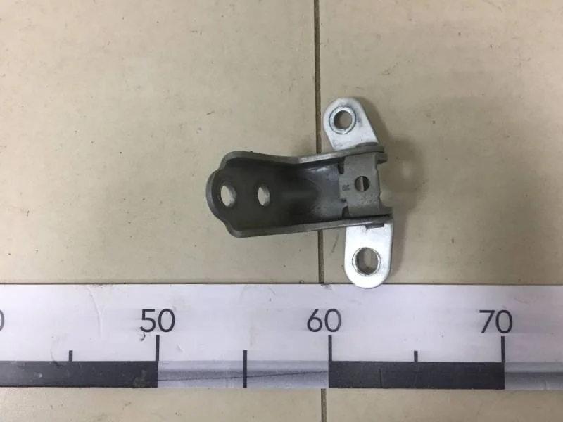 Петля двери передней левой верхняя Kia Sportage 3 (SL) 2010-2015