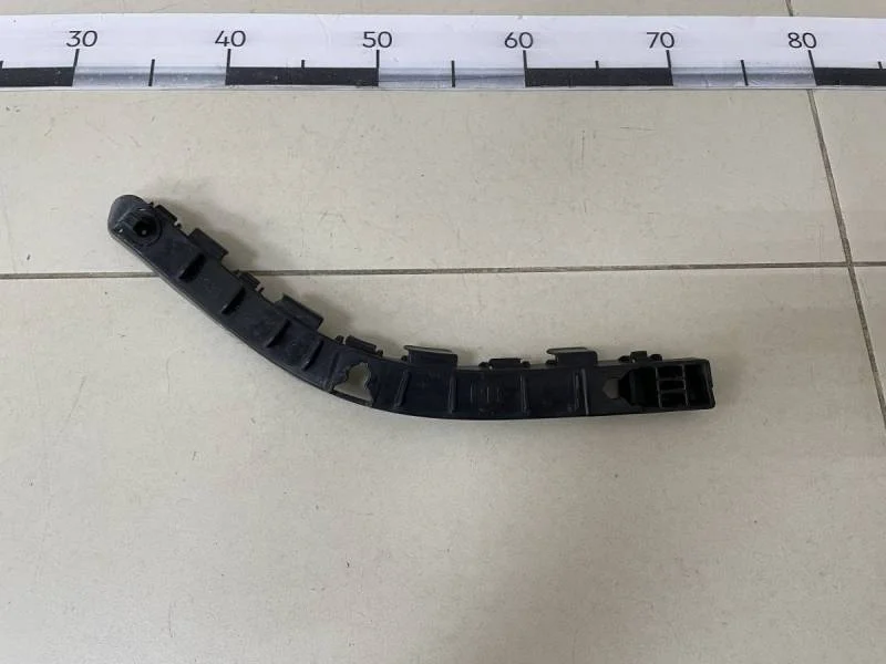 Кронштейн заднего бампера правый Kia Sportage 3 (SL) 2010-2015