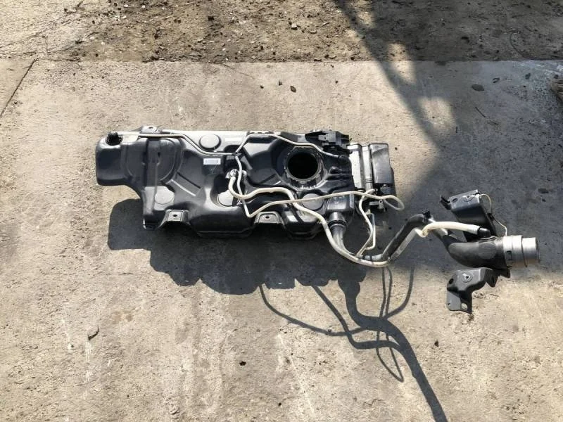 Бак топливный Skoda Octavia (A7) 2013>