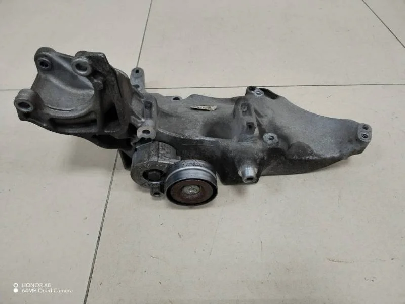 Кронштейн генератора Renault Duster 2012>