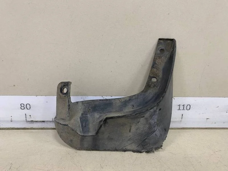 Брызговик передний правый Chevrolet Aveo T250 2005-2011