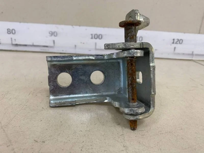 Петля двери задней левой нижняя Peugeot 408 2012>