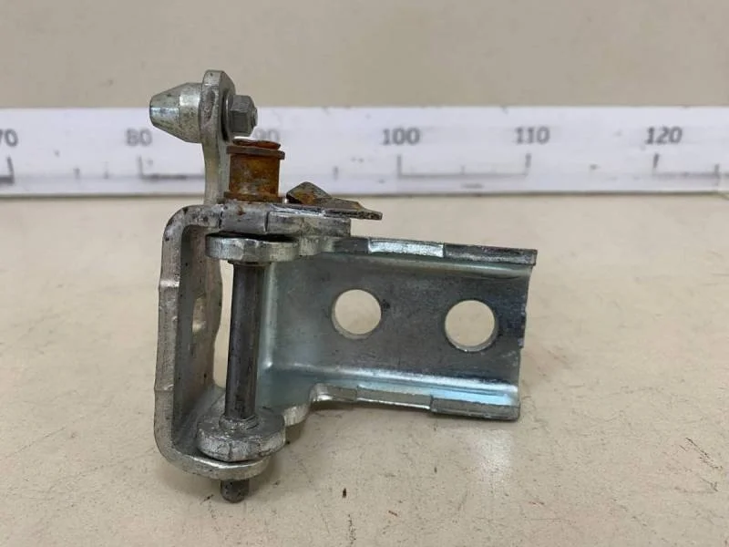 Петля двери передней левой верхняя Peugeot 408 2012>