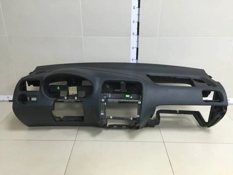 Торпедо Volkswagen Polo (Sed RUS) 2011>