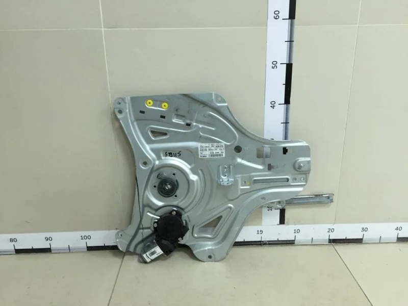 Стеклоподъемник электр. передний правый Hyundai ix35 (LM) 2010-2015