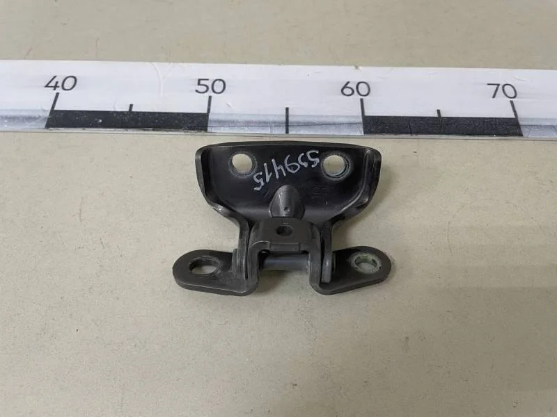 Петля двери задней левой верхняя Hyundai ix35 (LM) 2010-2015