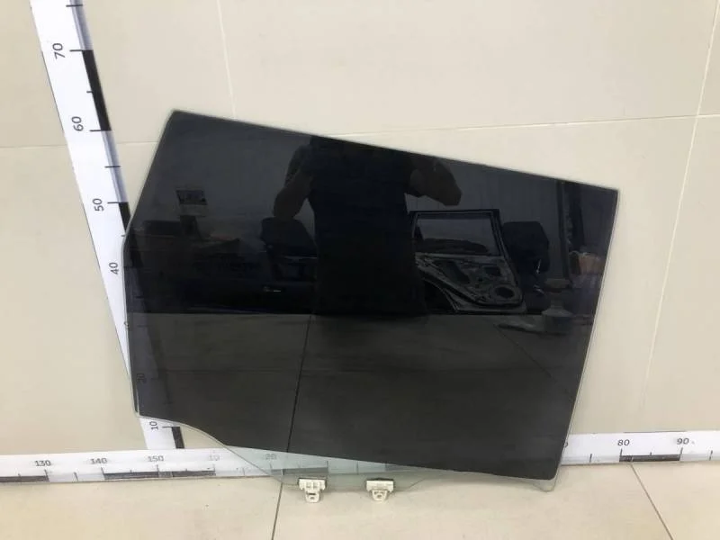 Стекло двери задней правой Nissan X-Trail (T31) 2007-2014