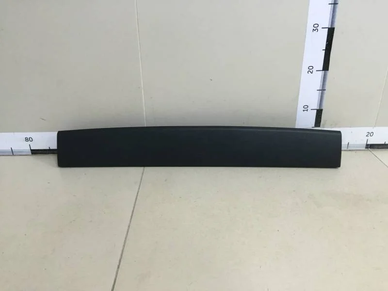 Обшивка двери багажника Nissan X-Trail (T31) 2007-2014