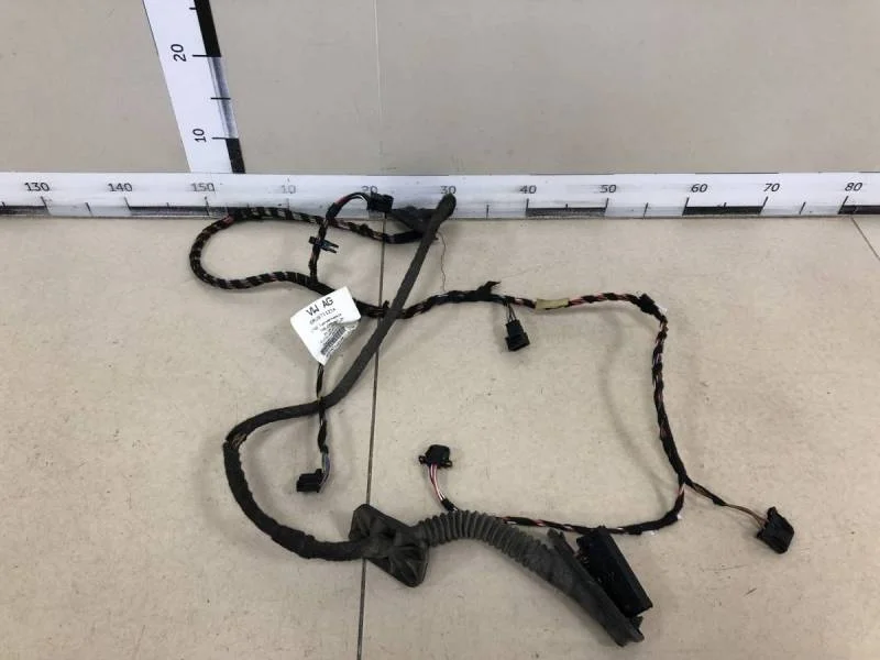 Проводка двери Volkswagen Polo (Sed RUS) 2011>