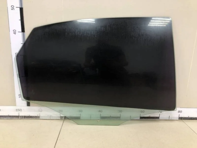 Стекло двери задней правой Volkswagen Polo (Sed RUS) 2011>