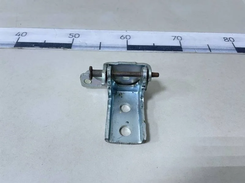 Петля двери задней левой нижняя Peugeot 408 2012>