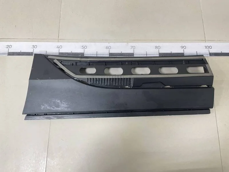 Накладка двери задней левой Volkswagen Tiguan 2017>