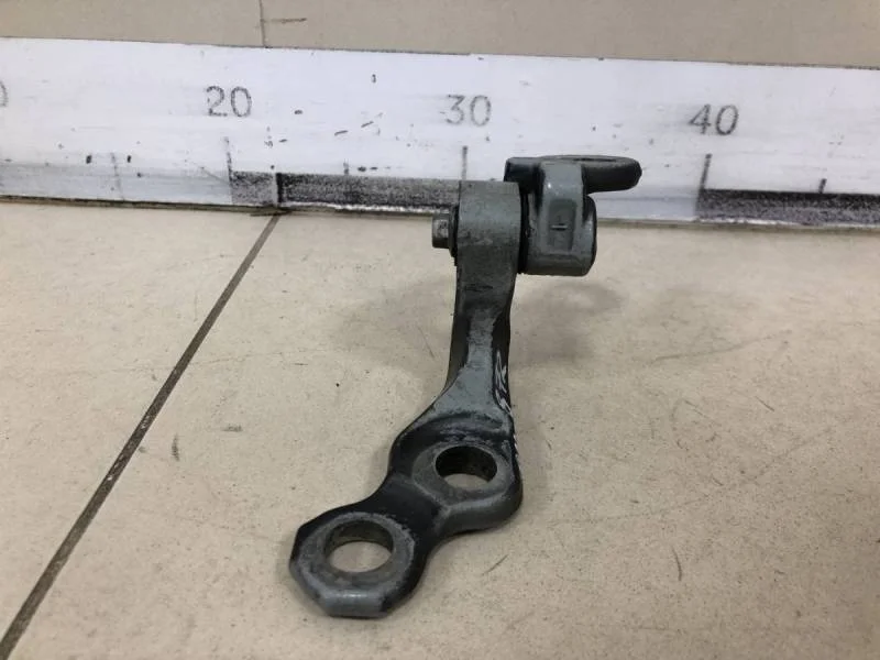 Петля двери передней правой верхняя Ford C-MAX 2003-2010