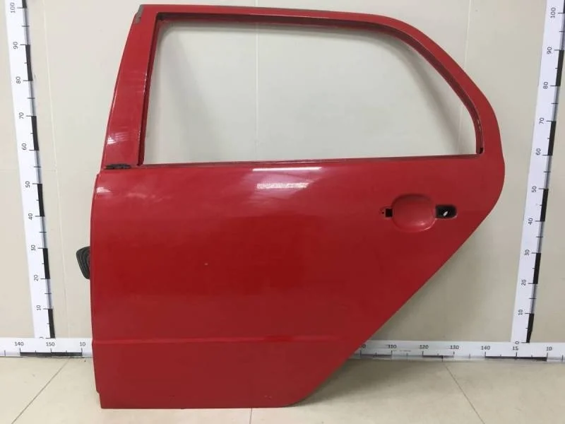 Дверь задняя левая Skoda Fabia (6Y) 1999-2007