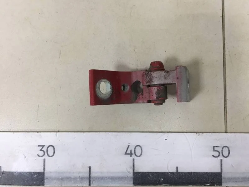 Петля двери Skoda Fabia (6Y) 1999-2007