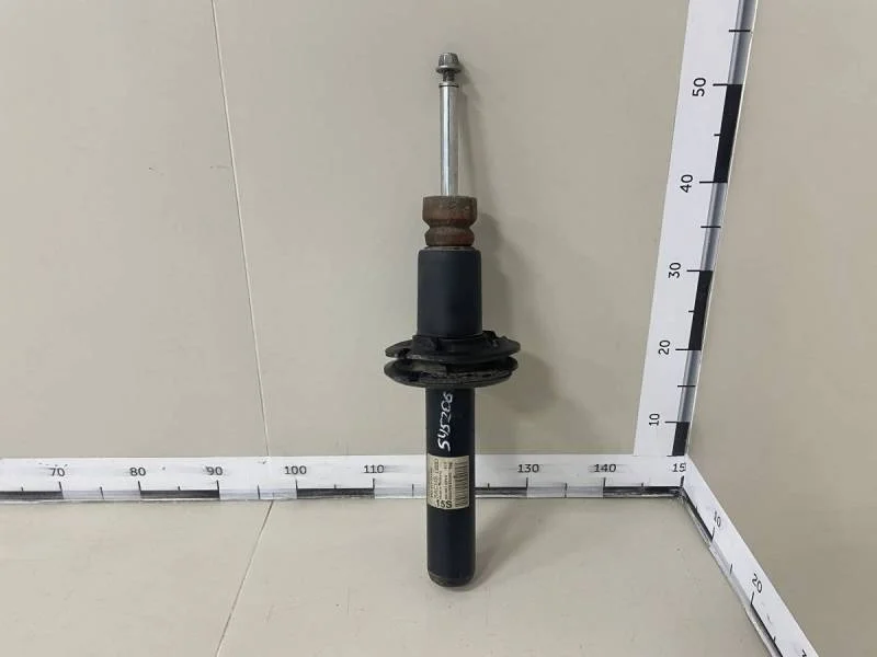 Амортизатор передний Audi A4 (B8) 2007-2015