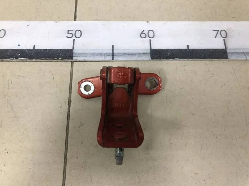 Петля двери задней правой нижняя Suzuki SX4 2006-2013