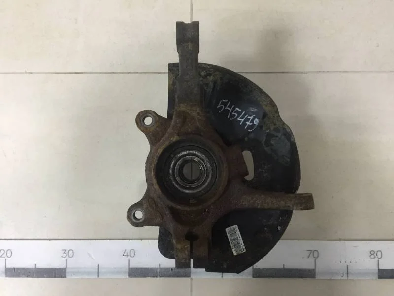 Кулак поворотный передний правый Hyundai ix35 (LM) 2010-2015