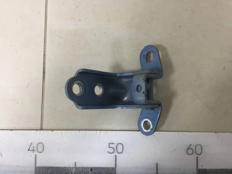 Петля двери Hyundai ix35 (LM) 2010-2015